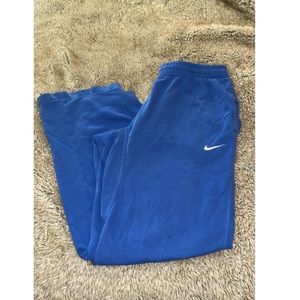 NIKE SWEATPANTS